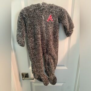 NWOT Atlanta Braves soft hooded onesie